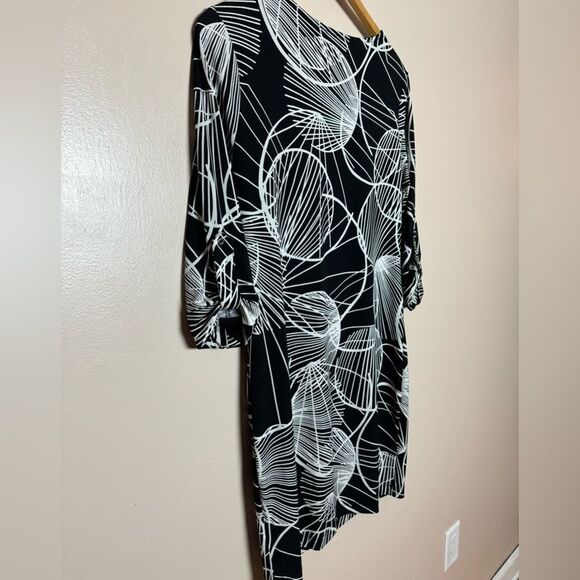 SALE! B/W Banana Republic Factory Patterned Dress Size S EUC - Picture 4 of 6
